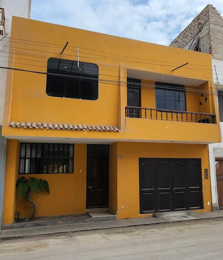 Yellow House Huanchaco Esterno foto